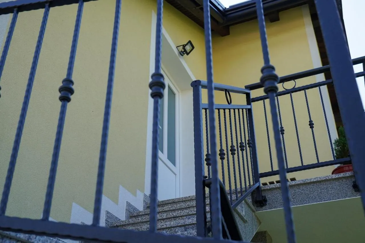 Apartmani Zrilic 0*, Delnice