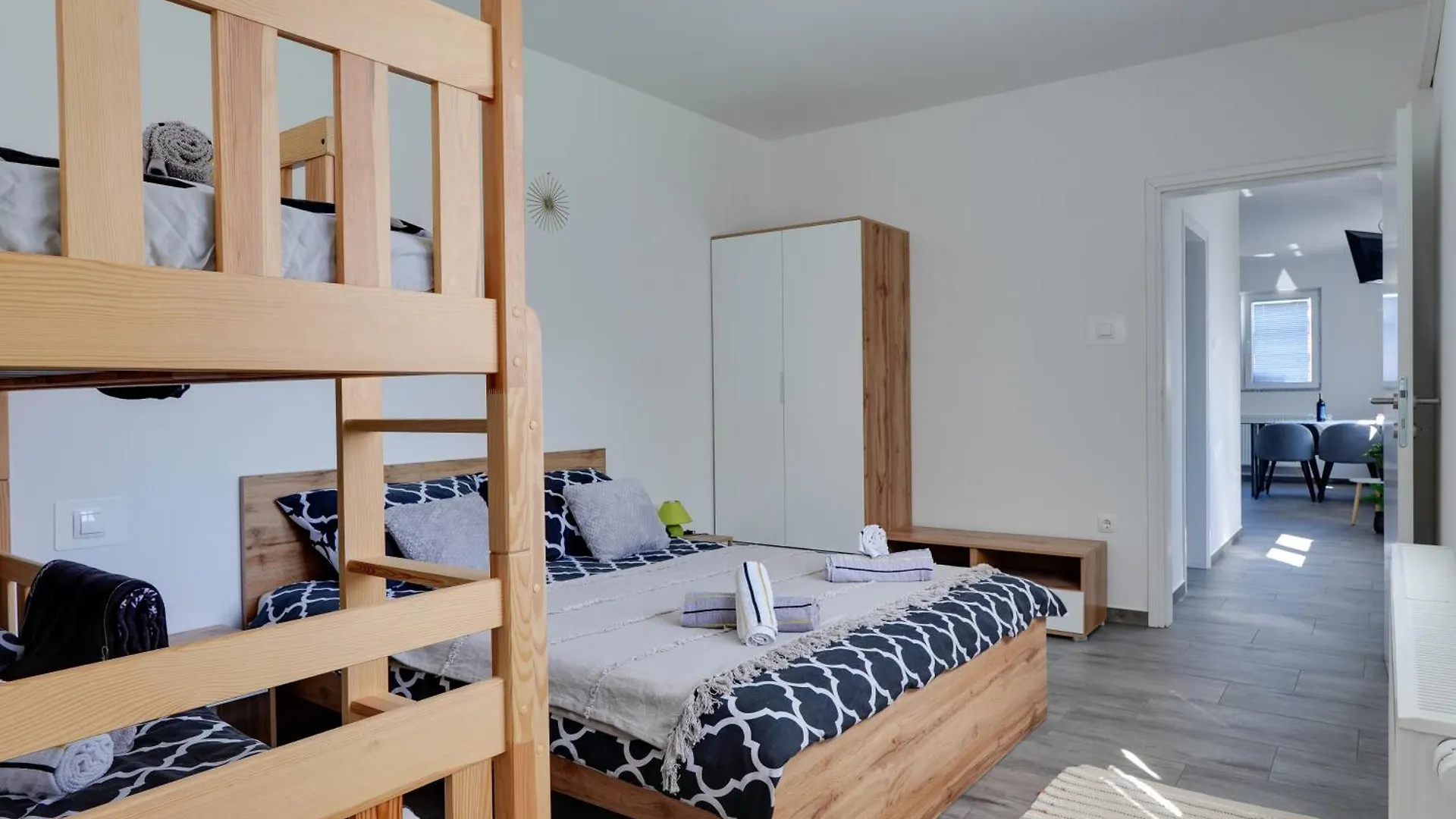 Apartmani Zrilic